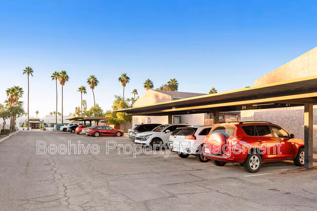 629 N Mesa Dr photo 4