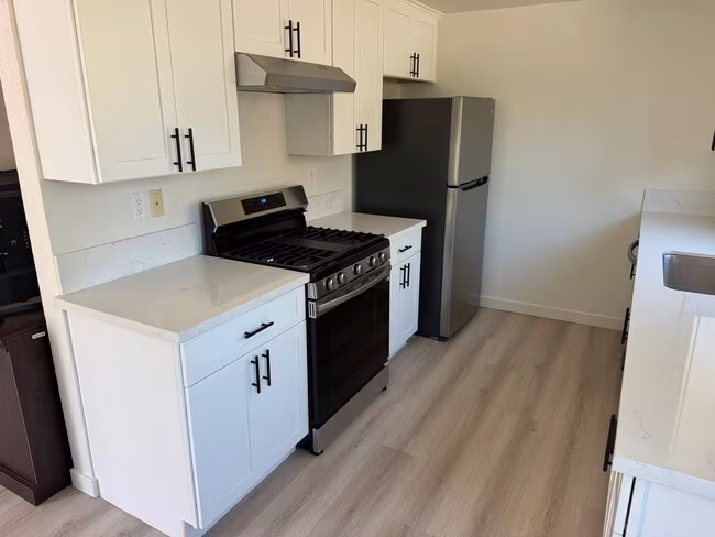 Vista Glen Apartments photo 5