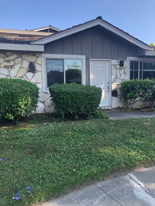 4330 Diamond St Capitola, CA 95010 photo 4