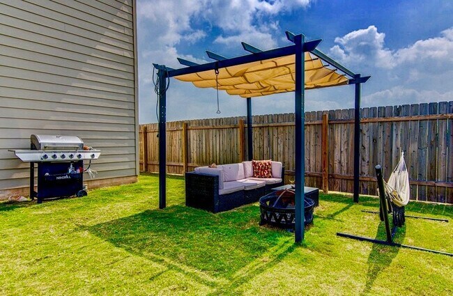 17719 Dockery Drive, Elgin, TX 78621 photo 5