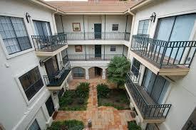 1908 San Antonio St Austin, TX 78705 photo 4