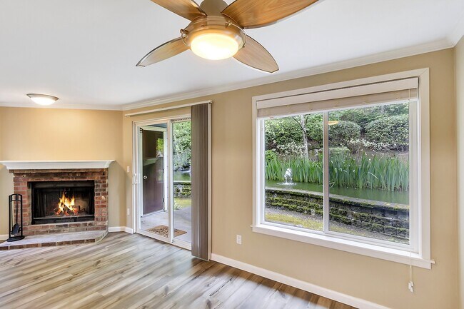 10026 NE 127th Pl Kirkland, WA 98034 photo 3