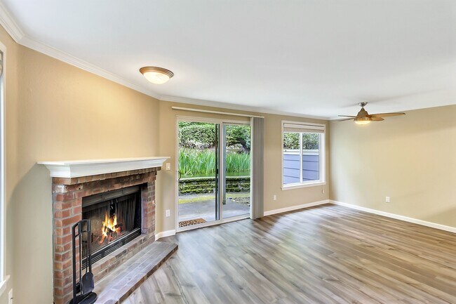 10026 NE 127th Pl Kirkland, WA 98034 photo 2