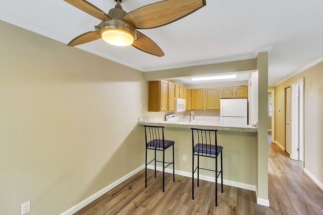 10026 NE 127th Pl Kirkland, WA 98034 photo 5