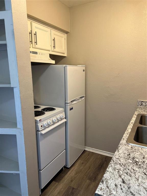 2206 West Hickory Street, Denton, TX 76201 photo 3