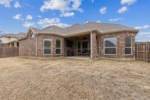 909 Foxtail Drive, Mansfield, TX 76063 photo 2