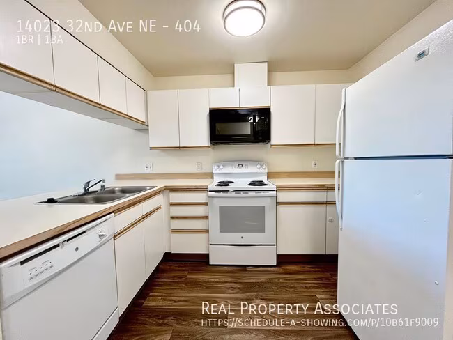 14023 32nd Ave NE Seattle, WA 98125 photo 4