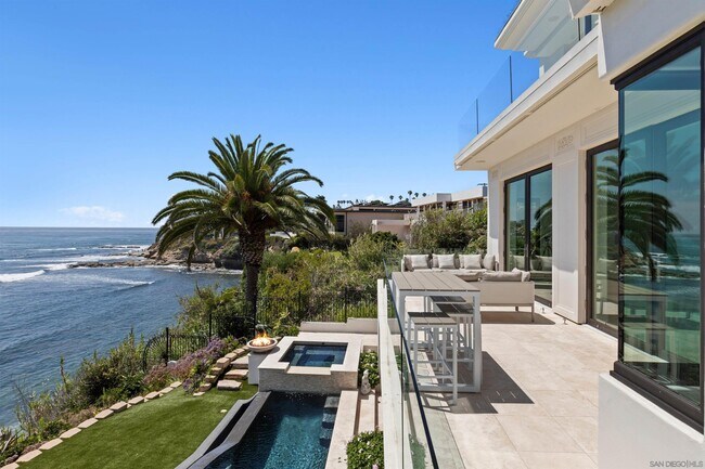 5850 Camino De La Costa San Diego, CA 92037 photo 3