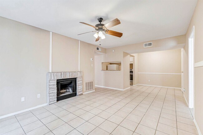 12527 Ashford Meadow Drive, Houston, TX 77082 photo 3