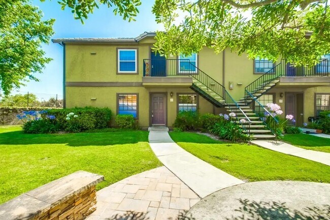 10639 Dabney Dr San Diego, CA 92126 photo 2
