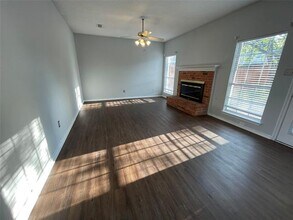 728 Fawn Valley Drive, Allen, TX 75002 photo 5