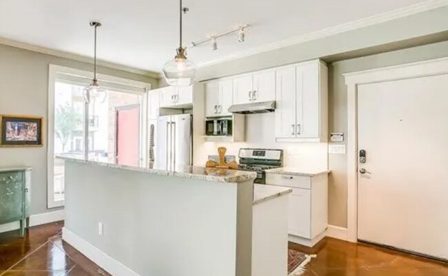 1324 May St Fort Worth, TX 76104 photo 5
