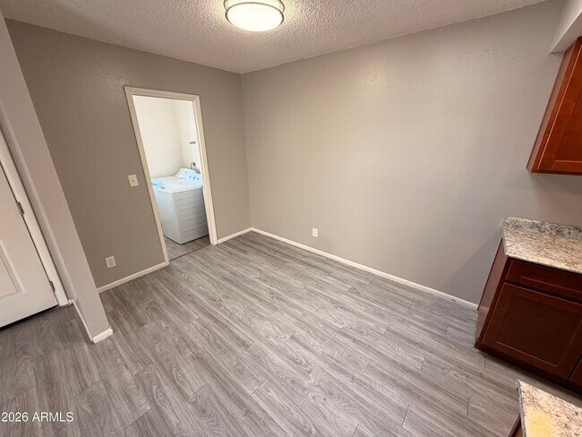 6541 N 67th Ave Glendale, AZ 85301 photo 5