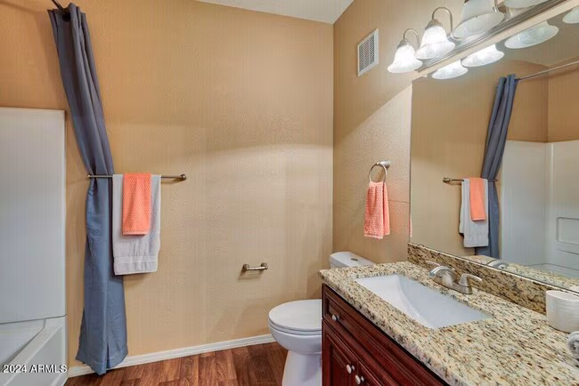 4045 W Bell Rd Phoenix, AZ 85053 photo 3