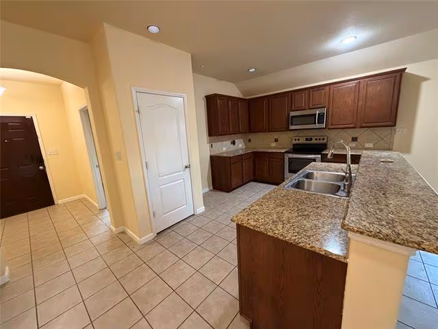 1452 Puerto Lago Dr Little Elm, TX 75068 photo 5
