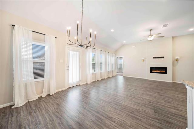 908 Cobalt Dr Celina, TX 75009 photo 4