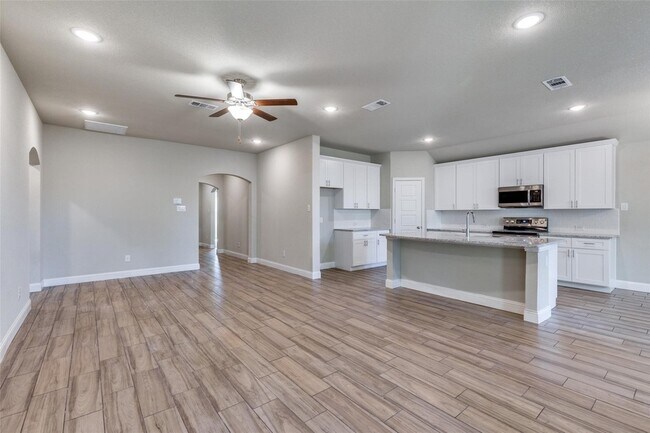 3305 Avenue J Fort Worth, TX 76105 photo 5