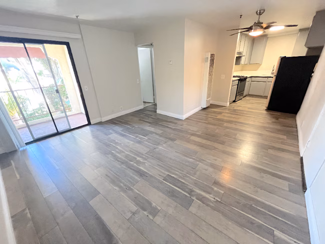 248 W Avenida Palizada San Clemente, CA 92672 photo 2