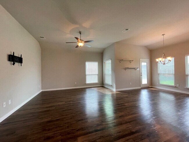 8113 Northgate Lp Temple, TX 76502 photo 3