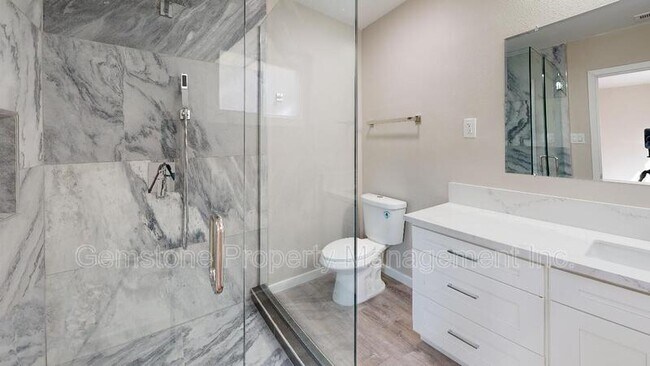 4812 54th St San Diego, CA 92115 photo 4
