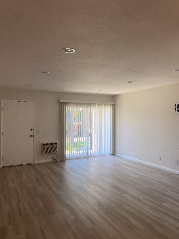 945 Estes St El Cajon, CA 92020 photo 3