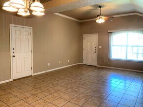 1302 Powder River Dr Killeen, TX 76549 photo 3
