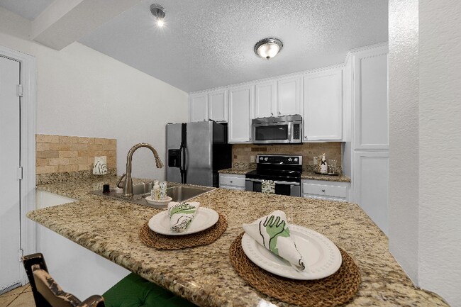 9860 Dale Ave Spring Valley, CA 91977 photo 2