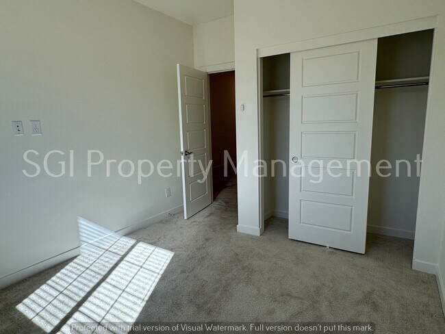 670 E Emerald Dr Casa Grande, AZ 85122 photo 3