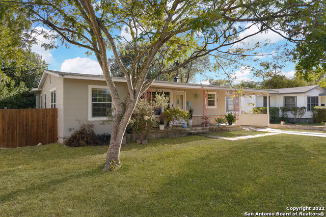 242 Rosemont Dr San Antonio, TX 78228 photo 4