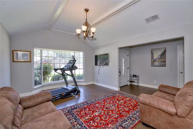 2001 Newcastle Circle, Plano, TX 75075 photo 4