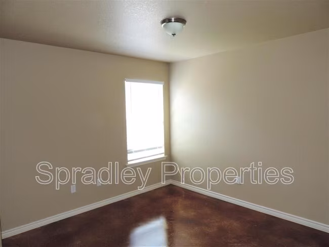 915 Laila Ln Belton, TX 76513 photo 5