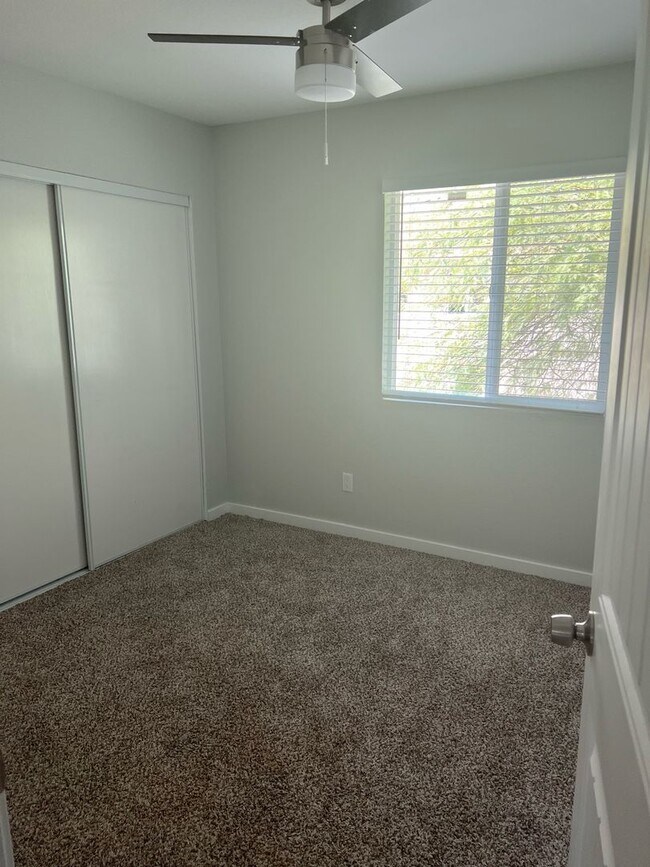 12717 W AMY DR #3 photo 3