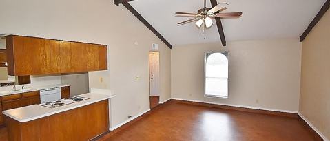 1006 Tracy Lane, Lancaster, TX 75134 photo 3