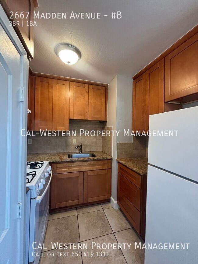 Updated, 1st Floor, 3 Bedroom/2 Bath Home with Granite photo 5