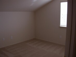 13516 Lyndon B Johnson Street, Manor, TX 78653 photo 5