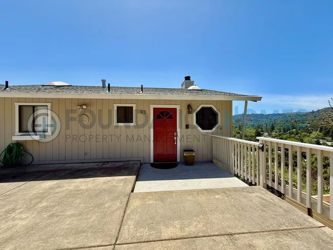 93 Live Oak Ave Fairfax, CA 94930 photo 3