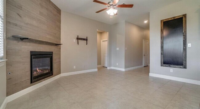 11112 Cobalt Drive, Aubrey, TX 76227 photo 2