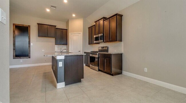 11112 Cobalt Drive, Aubrey, TX 76227 photo 5
