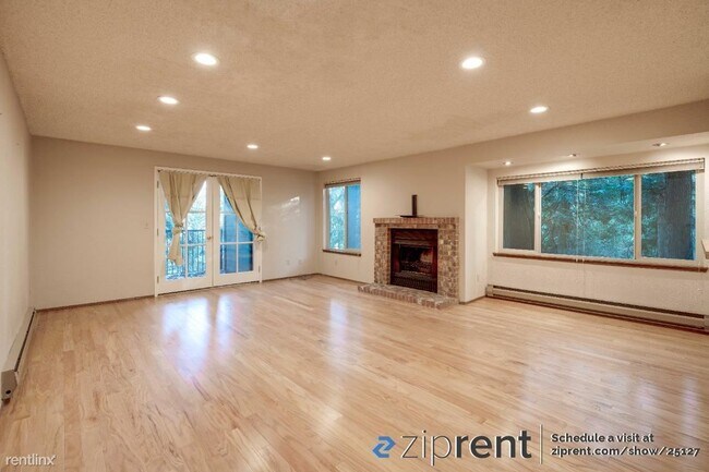 8006 146th Avenue Northeast, Redmond, WA 98052 photo 4