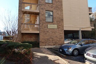 2210 Pearl St Austin, TX 78705 photo 2