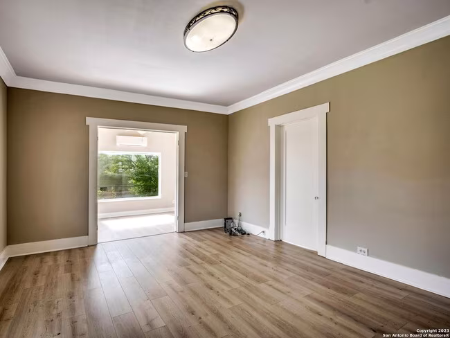 132 Perry Ct San Antonio, TX 78209 photo 4