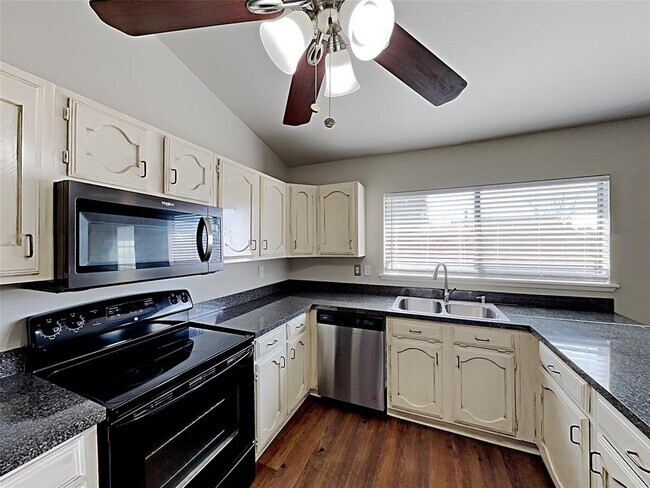 5601 N Colony Blvd The Colony, TX 75056 photo 5