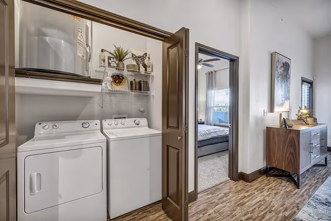 Urban Crest Apartments photo 3