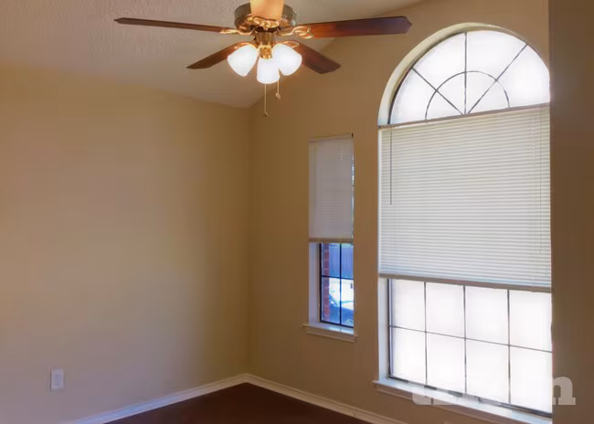 1527 Charleston Cove Mesquite, TX 75149 photo 4
