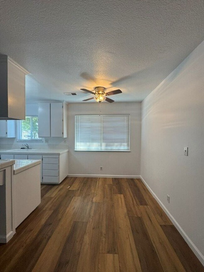 5707 Calmor Ave San Jose, CA 95123 photo 5