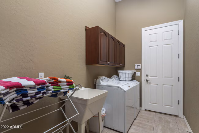 5936 E Night Glow Cir Scottsdale, AZ 85266 photo 2