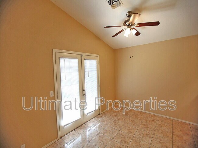 6853 W State Ave photo 5