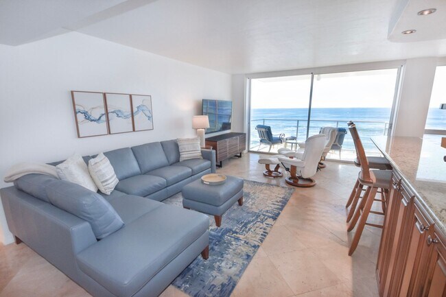 1830 Avenida del Mundo Coronado, CA 92118 photo 2