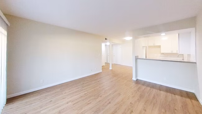 The Saratoga Savoy Apartments photo 2