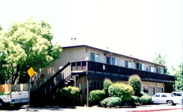 1616 G Street, Antioch, CA 94509 photo 2